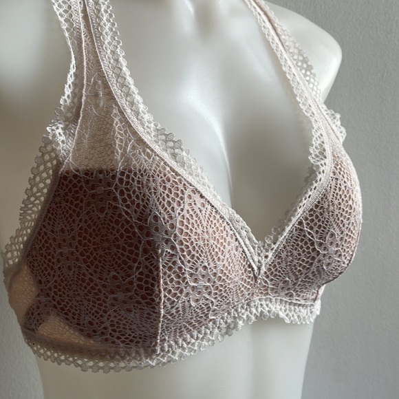 Victoria’s Secret Racer Back Bra Small - Picture 6 of 7